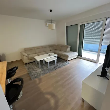 Apartman Seka *